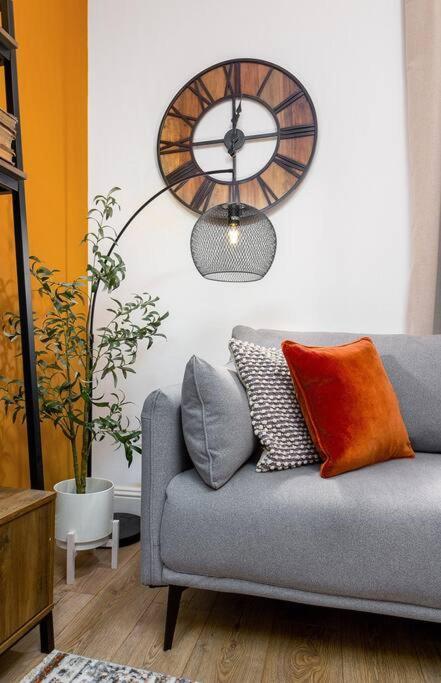 The Stylish 3-Bedroom Maisonette Retreat Stirling Dış mekan fotoğraf